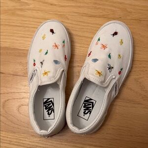 Vans White Kids Sneakers with Colorful Embroidery